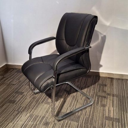 Fauteuil visiteur sur luge