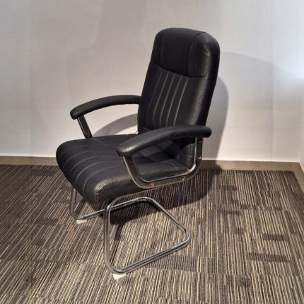 Fauteuil visiteur sur luge