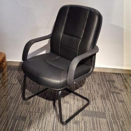 Fauteuil visiteur en PU