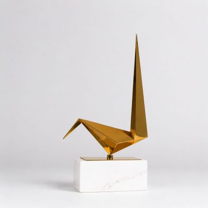 BIRD ON STAND-MED